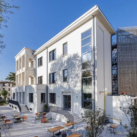 Yellowsquare Auberge de jeunesse