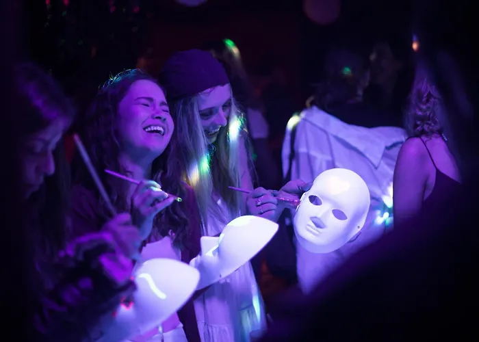 Yellowsquare Auberge de jeunesse *