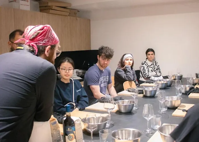 Yellowsquare Auberge de jeunesse *