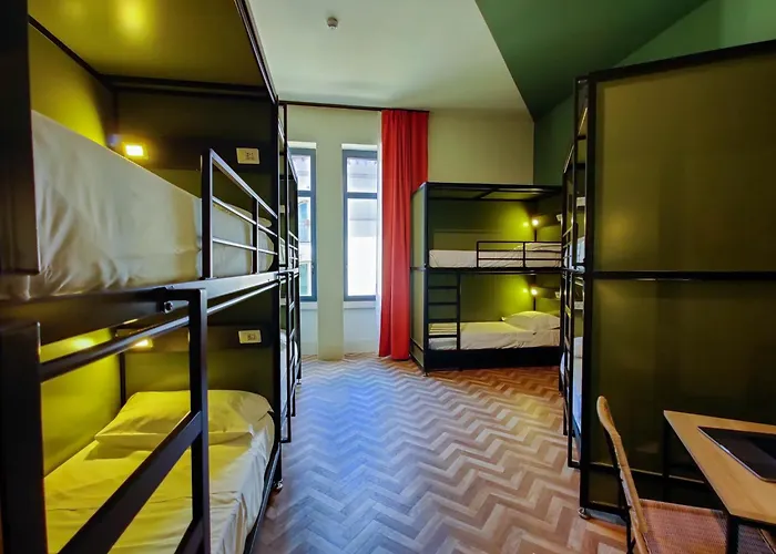 Yellowsquare Auberge de jeunesse