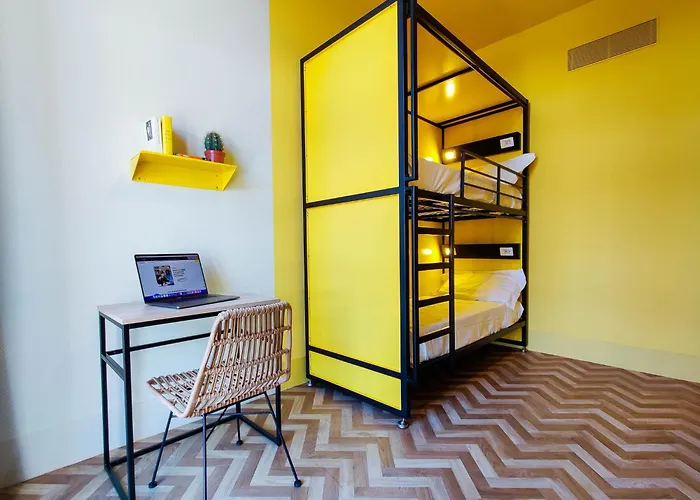 Yellowsquare Auberge de jeunesse