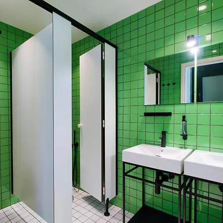 Hostel Yellowsquare